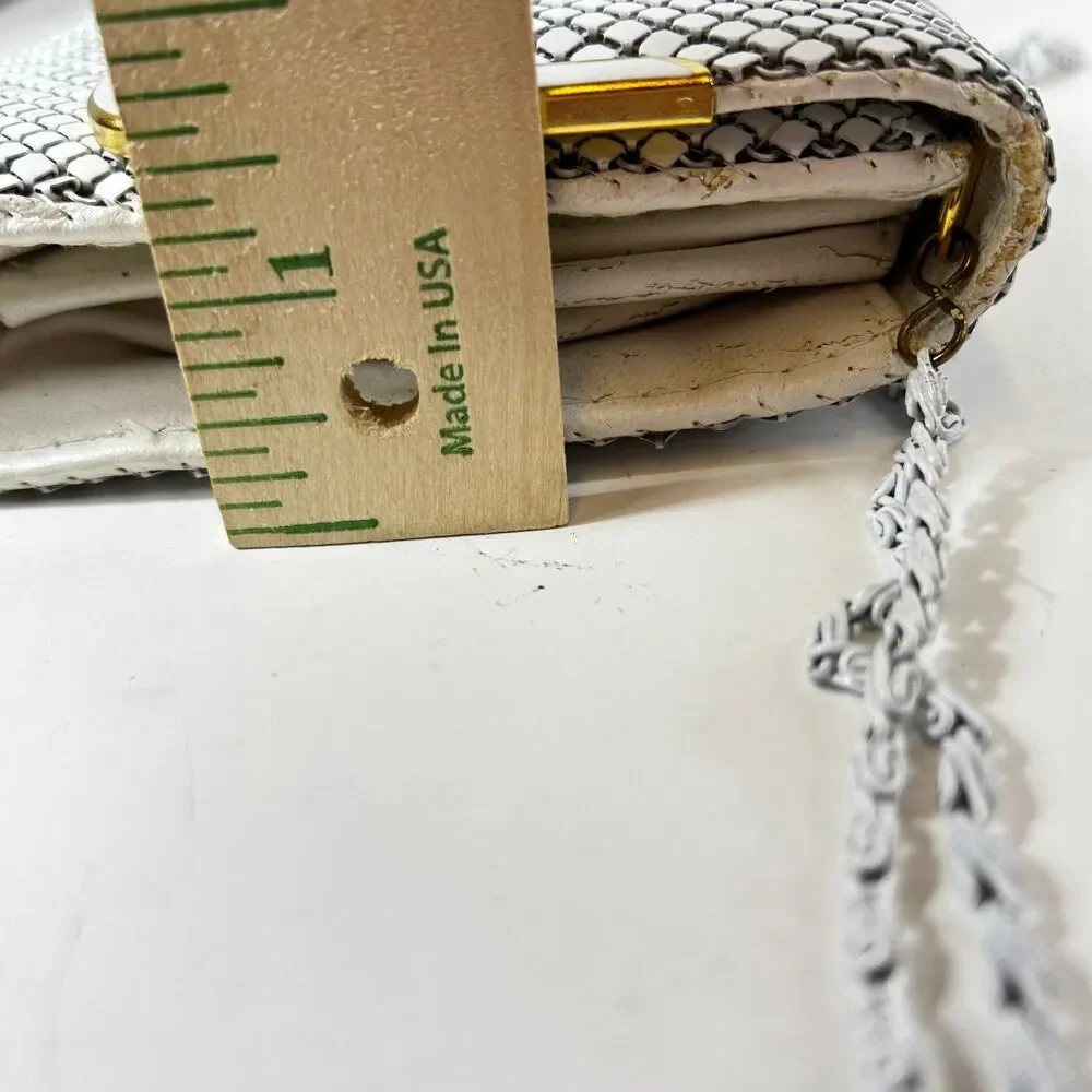 Vintage 90s White Mesh Chain Strap Shoulder Bag Clutch Handbag